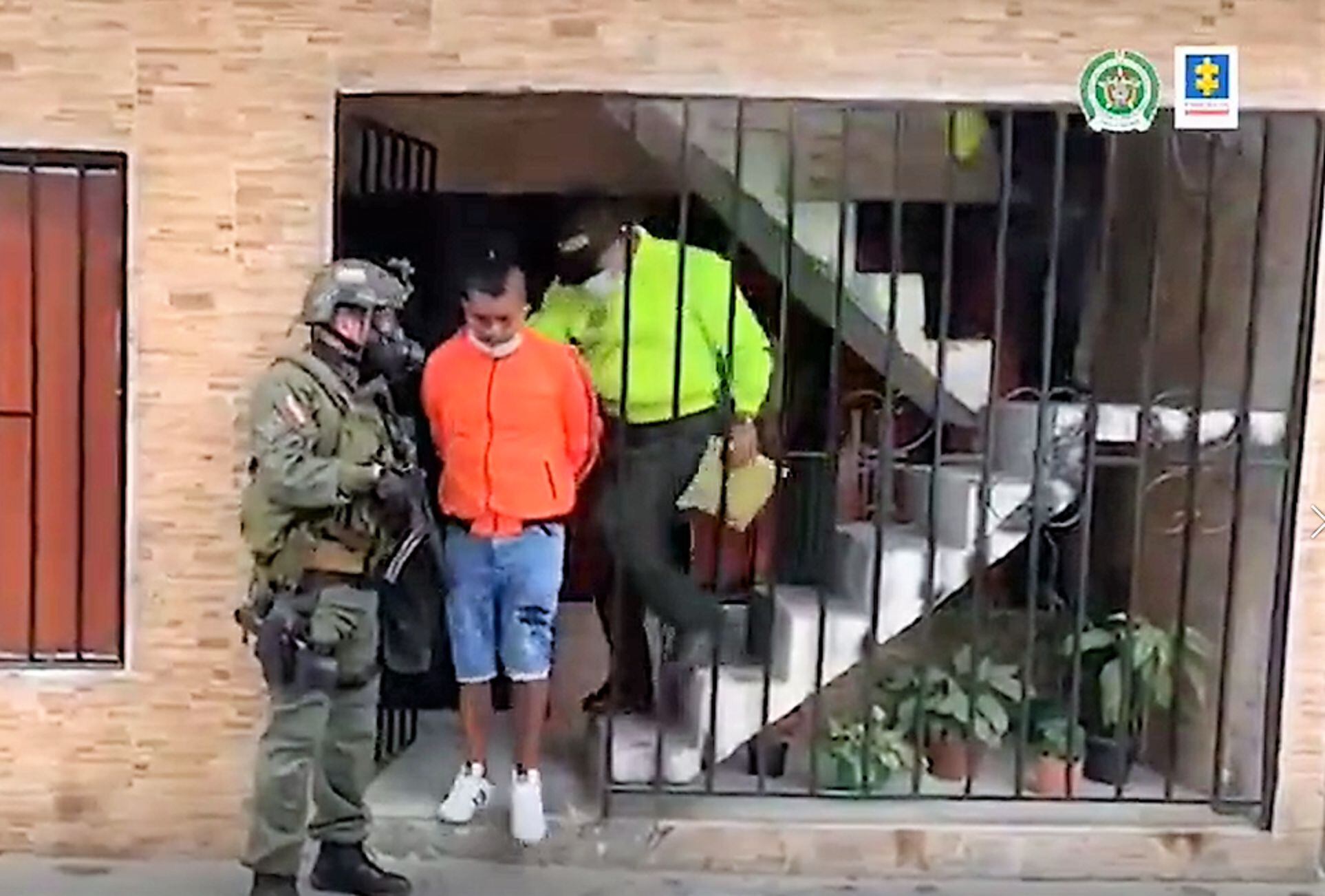 Seis personas fueron capturadas entre ellas un ciudadano extranjero. Crédito: Fiscalía. 