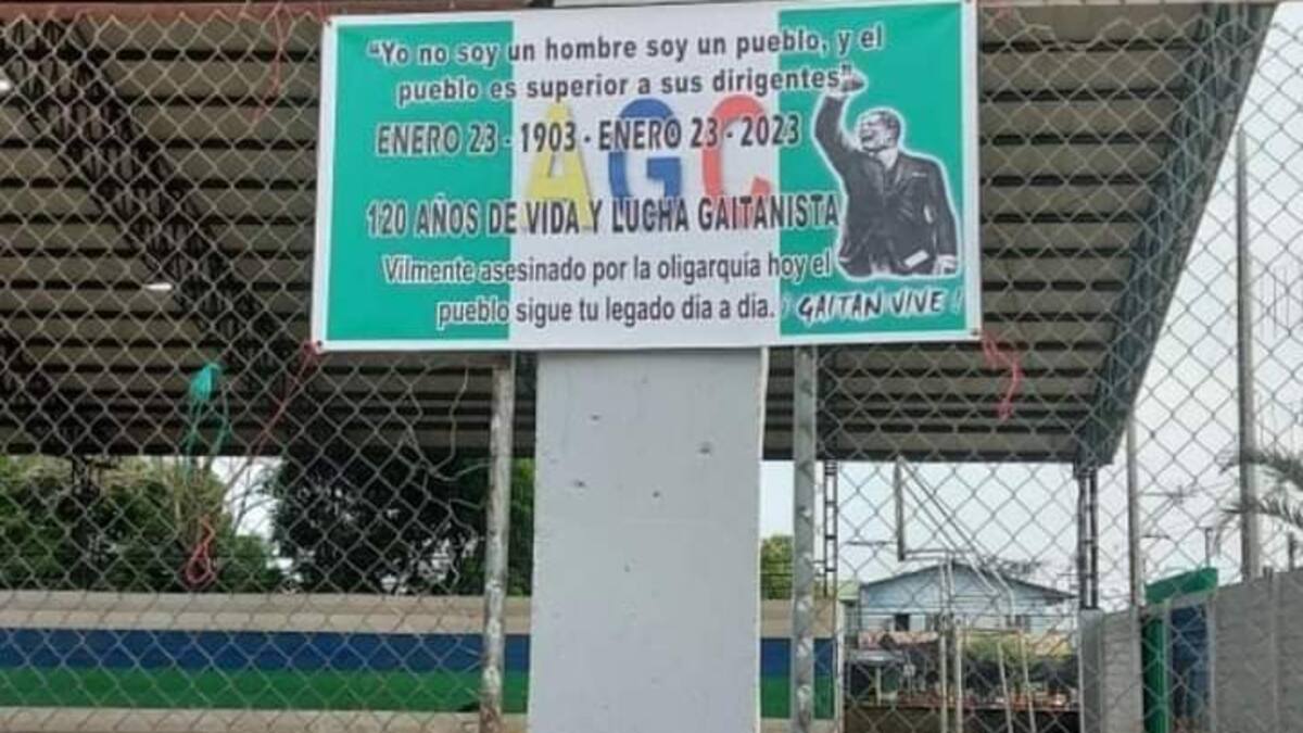Alerta en tres subregiones de Antioquia por pancartas y grafitis del Clan del Golfo