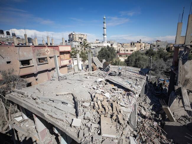 Rafah tras ataque israelí. Foto: EFE/EPA/HAITHAM IMAD