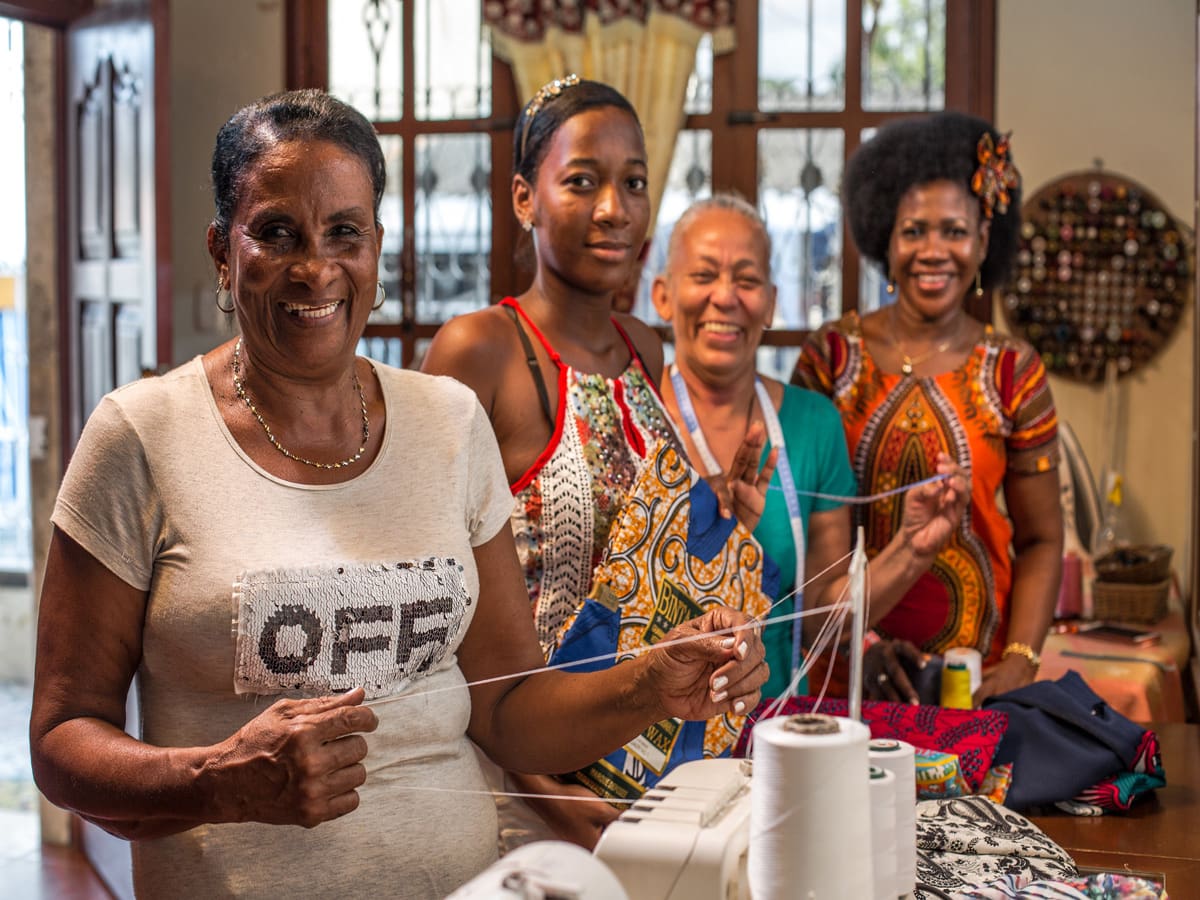 Abren convocatoria de $338 millones para apoyar la investigación con lente de género en el Pacífico