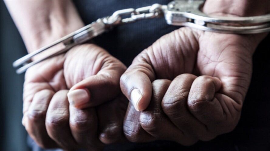 La Fiscalía General de la Nación logró 515 capturas e imputó cargos a 1.174 personas por violencia contra la mujer.. Foto: Getty Images