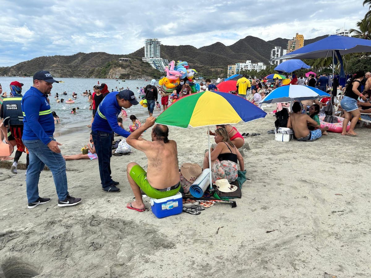 Santa Marta extiende el horario de uso de sus playas hasta las diez de la noche