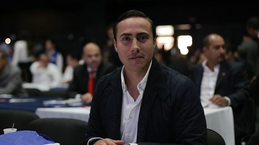 Le pedí al presidente Macías que me diera la palabra para expresar mi propuesta, pero prevaleció el afán: senador Richard Aguilar. Foto: Colprensa