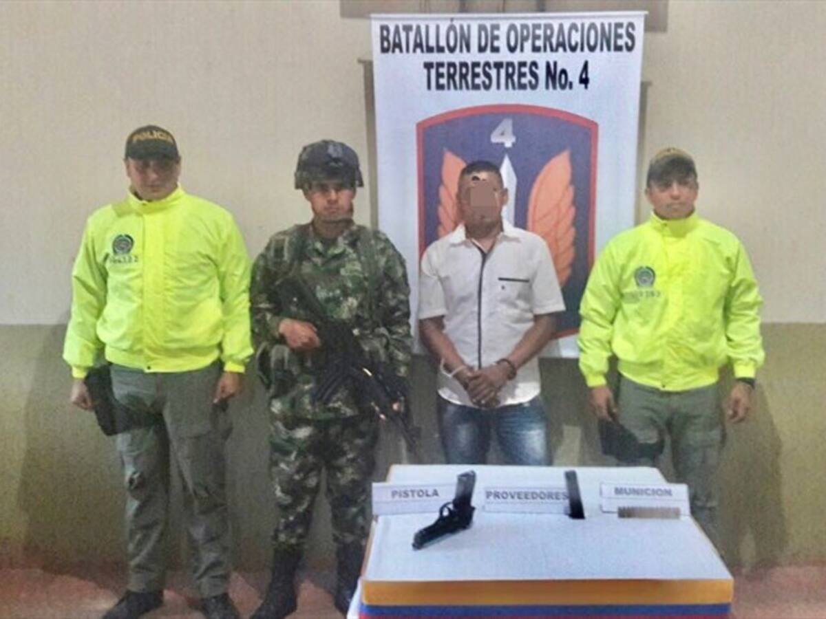 Capturan a tres presuntos disidentes del Frente 7 de las Farc