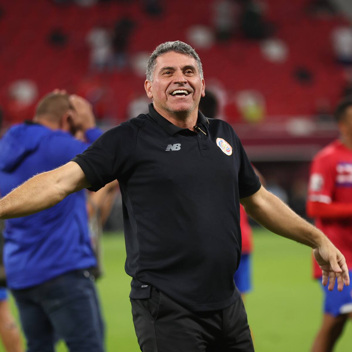 “Si el futbolista estudia, es muchísimo mejor”: Luis Fernando Suárez