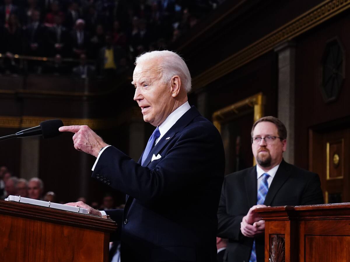 Biden prometió restaurar derecho al aborto si recupera el control en el Congreso