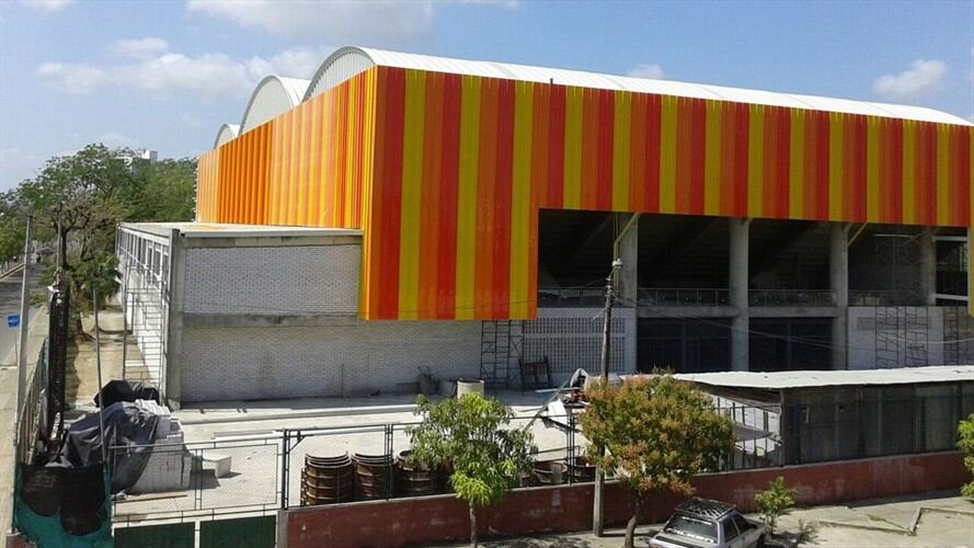 Fiscalía acusó a 8 personas por presuntas irregularidades en remodelación del coliseo Happy Lora. Foto: La Wcon Julio Sánchez Cristo