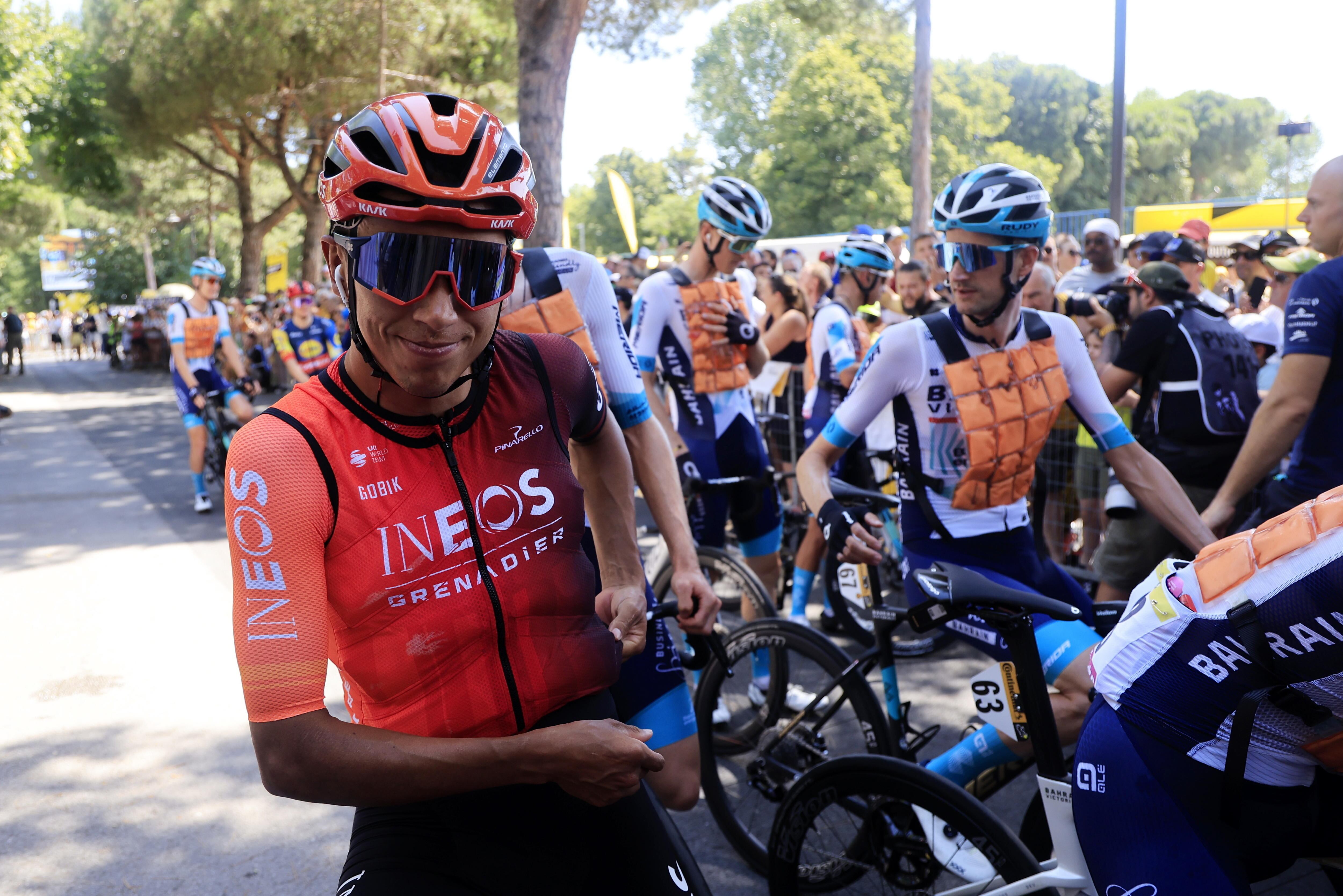 Cesenatico (Italy), 30/06/2024.- Colombian rider Egan Bernal of INEOS Grenadiers looks on before the start of the second stage of the 2024 Tour de France cycling race over 199km from Cesenatico to Bologna, Italy, 30 June 2024. (Ciclismo, Francia, Italia) EFE/EPA/GUILLAUME HORCAJUELO