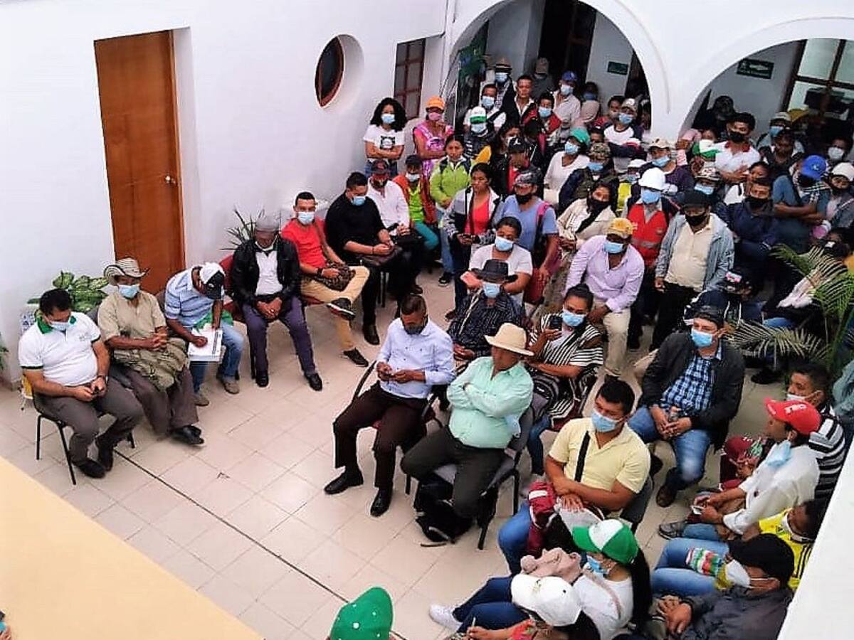 Organizaciones sociales se tomaron la Agencia de Tierras en Popayán por 12 horas