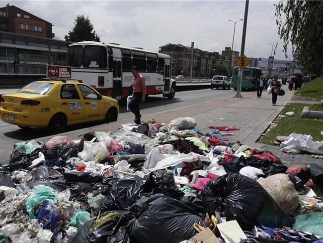 Distrito crea grupo especializado para atender puntos críticos de recolección de basuras. Foto: Colprensa