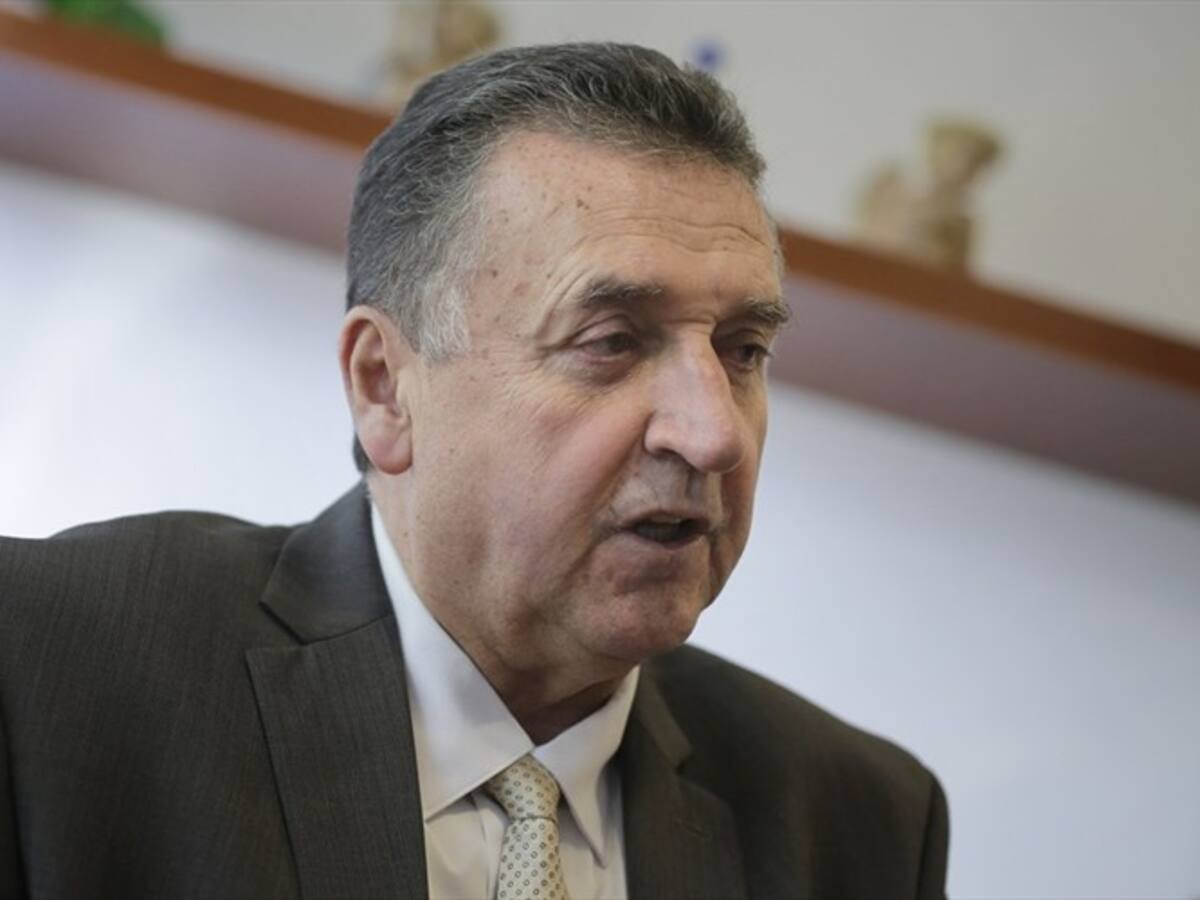 “No se puede leer como un guiño de Uribe a Vicky Dávila”: Óscar Darío Pérez sobre Alicia Arango