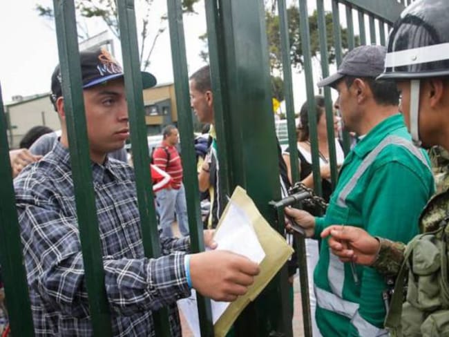 En Soledad, víctimas del conflicto armado reciben libretas militares y cédulas digitales