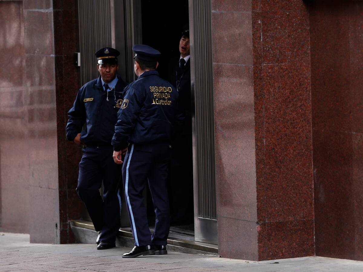 Cuántas horas al día debe trabajar un guardia de seguridad: Condiciones, según ‘ley del vigilante’