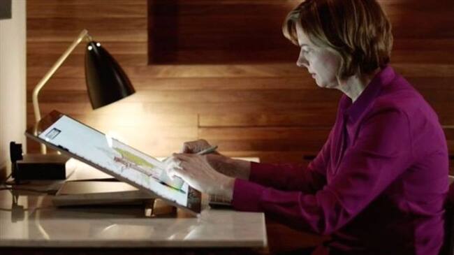 La Surface Studio de Microsoft es una computadora que presume tener características que las Mac no tienen.. Foto: BBC Mundo