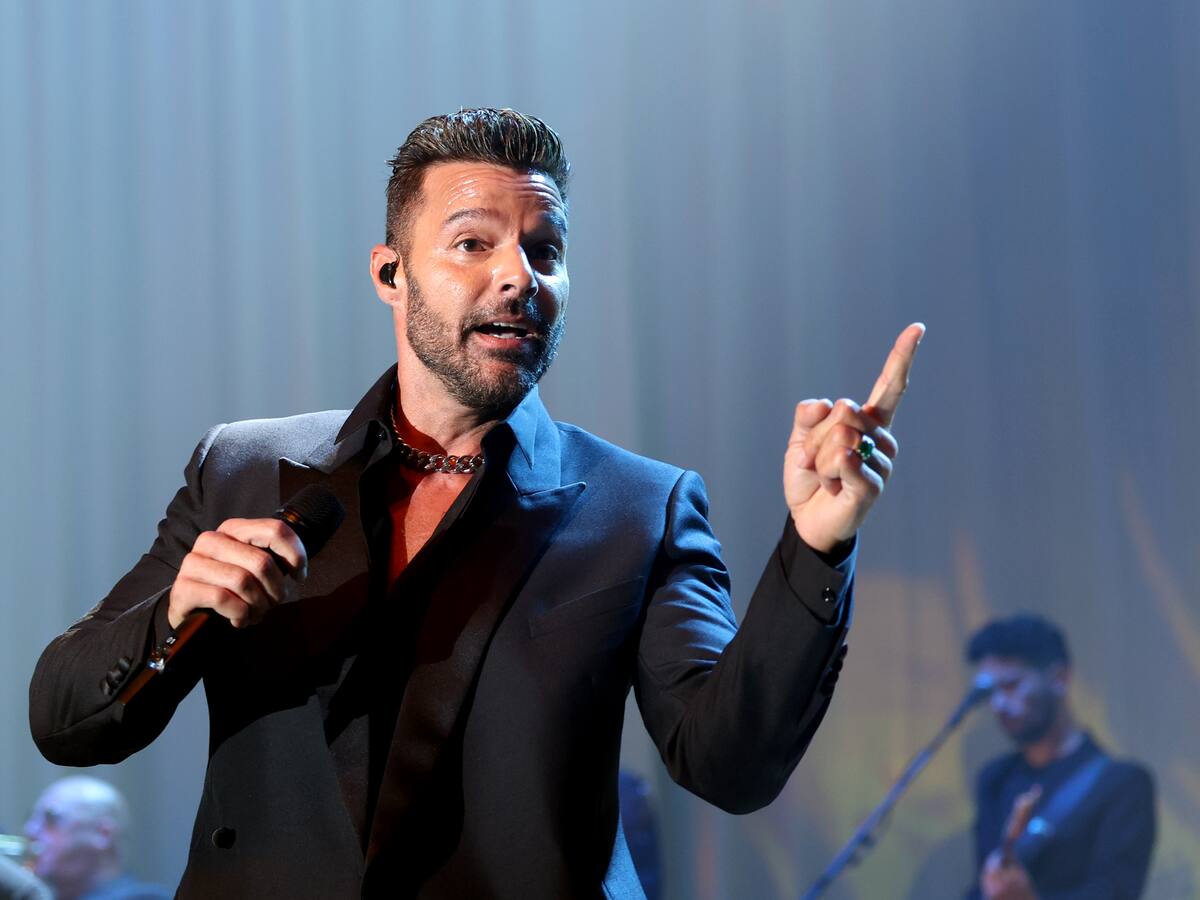 Niegan solicitud de orden de protección a sobrino de Ricky Martin contra su tío