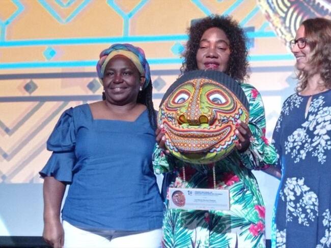 Luz Marina Becerra es reconocida como la defensora social del año en Colombia