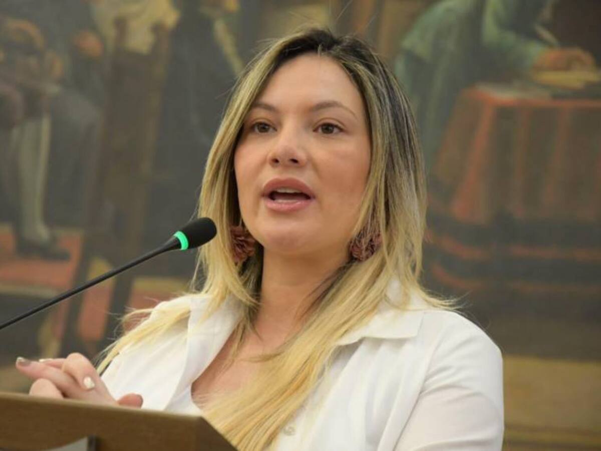 María Clara Name denunció a Sneyder Pinilla por “falsa denuncia” en caso contra su padre