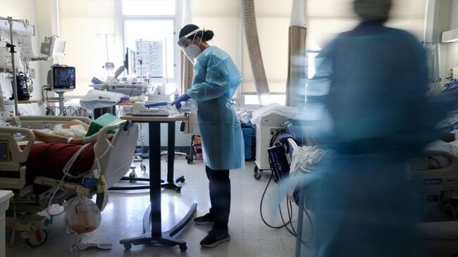 La noche del pasado viernes 9 de abril falleció Javier Cabarcas Pinedo, secretario de Salud de Soledad . Foto: Getty Images / MARIO TAMA