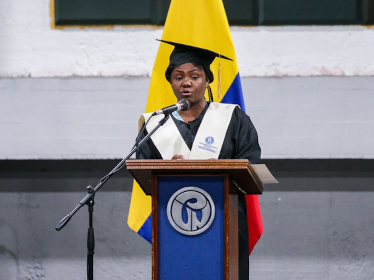 Francia Márquez recibió su título de doctora honoris causa en educación