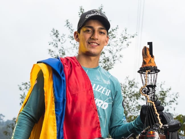 Camilo Sánchez es el nuevo campeón de Red Bull Monserrate Cerro Abajo 2022