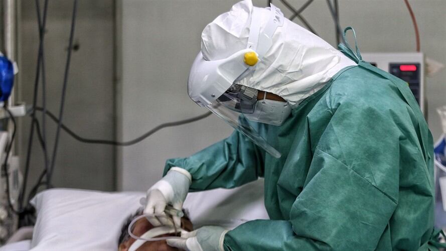 La ocupación depende de la evolución de los pacientes Y la necesidad de ocupar camas destinadas a pacientes no COVID 19 para pacientes COVID 19. Foto: Colprensa