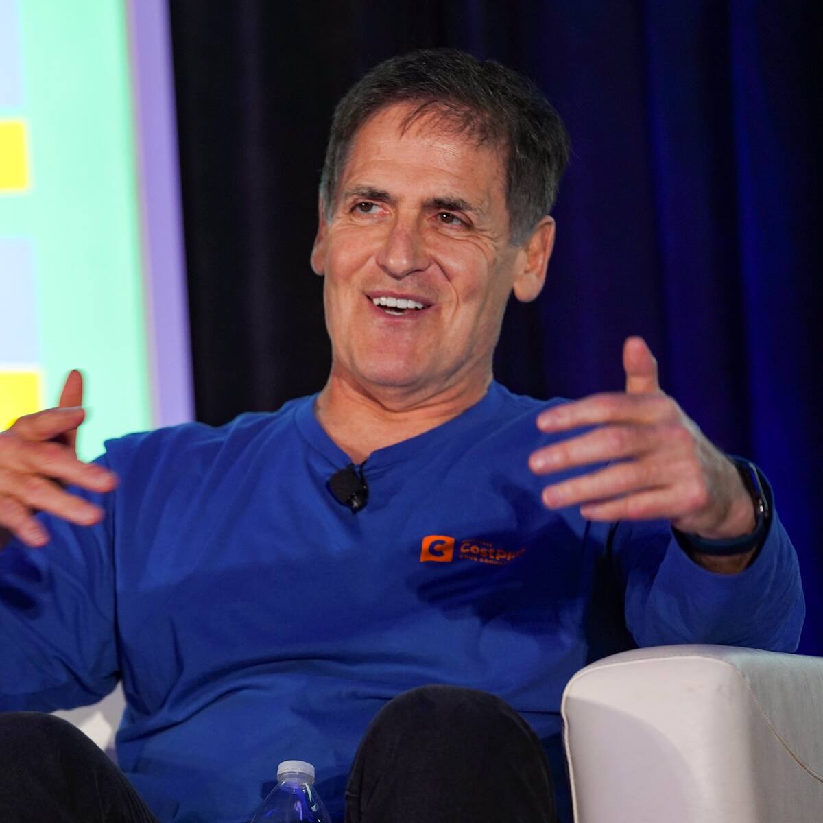 Mark Cuban lanza “Cost Plus Drugs”, una farmacia con medicamentos a precios bajos