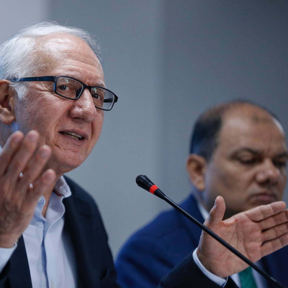 “El sistema de salud de Petro no existe”: MinSalud