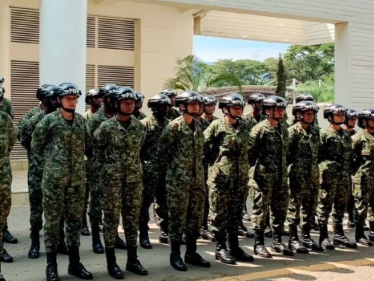 Relevan de su cargo a coronel que permitió ingreso de Andrés Escobar a cantón militar
