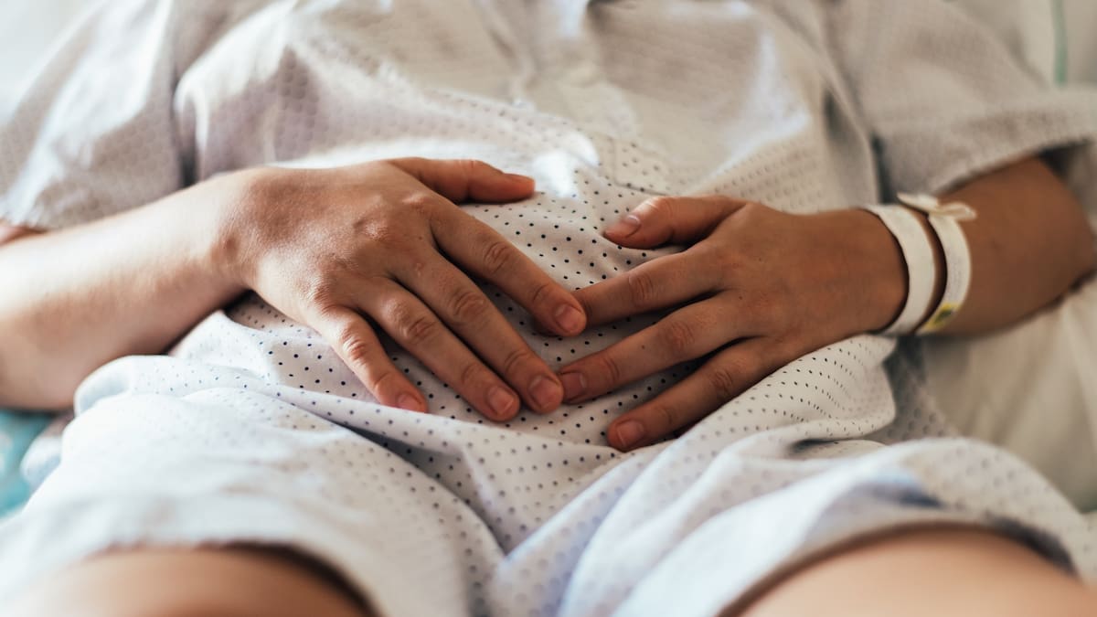 Mujeres abusadas tendrían que tener bebé de violador por nuevo proyecto de ley
