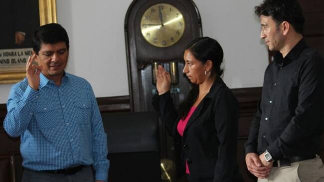 Al término de la audiencia, la aspirante informó que ya cuenta con un abogado que se encargará de suministrar la información que la Fiscalía requiera. Foto: Alcaldía de Popayán