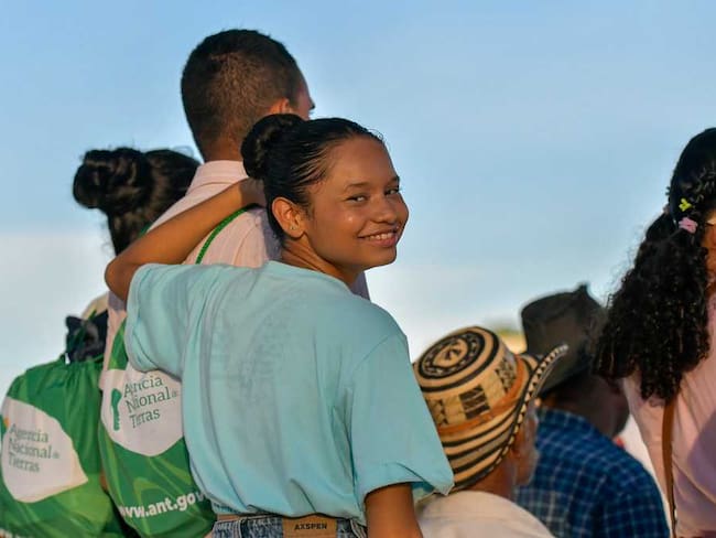 Entrega de tierras en Santa Bárbara de Pinto, Magdalena/ Presidencia