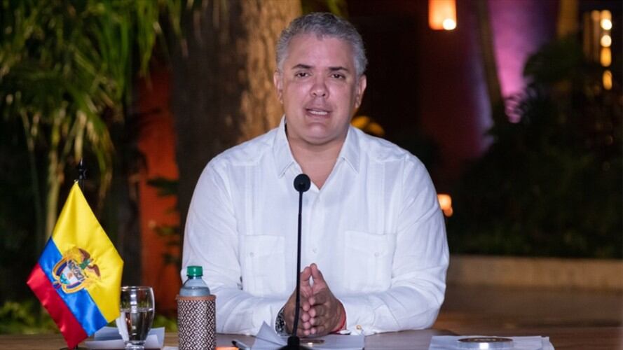 Duque dice que vacunaciones con jeringas vacías son casos aislados que están en investigación. Foto: Cortesía Presidencia