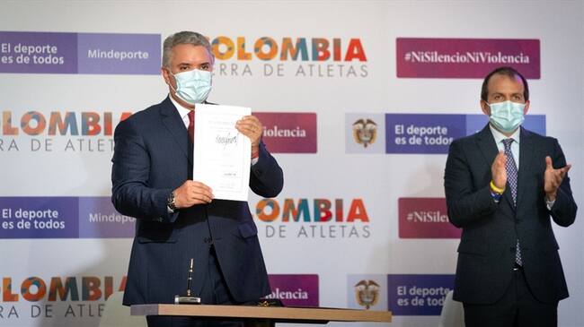 El presidente Iván Duque sancionó la Ley de Prevención y Lucha contra el Dopaje en el Deporte. Foto: Presidencia de la República