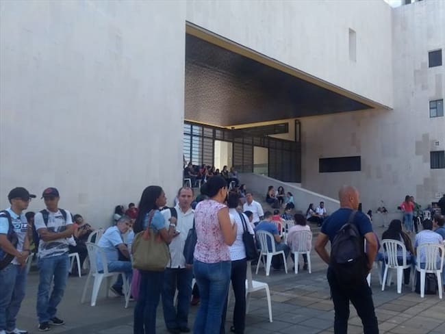 Continúa paro judicial en Cali por el desplome de un ascensor del Palacio de Justicia. Foto: Erika Rebolledo