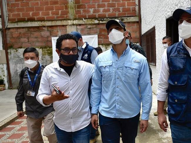 Comitiva del Gobierno anuncia la activación de un plan retorno en Ituango. Foto: Cortesía Ministerio del Interior