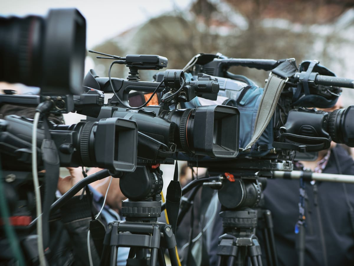 Israel dice que devolverá a Associated Press el equipo de transmisión confiscado