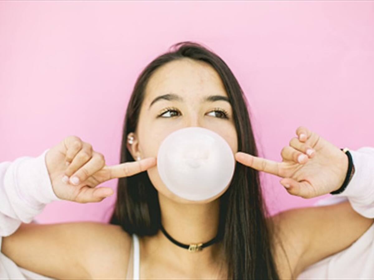 Así son los zapatos hechos a base de chicle