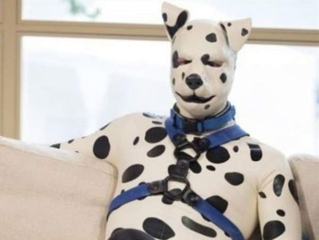 El curioso caso del hombre que se cree un perro dálmata. Foto: Captura de Youtube