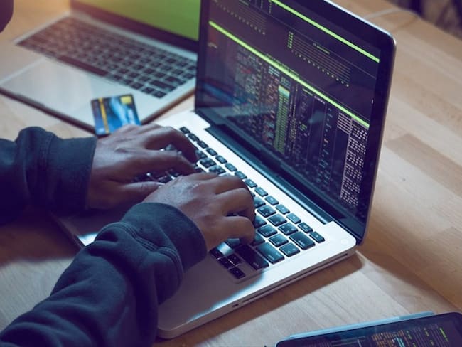 Estas señales le ayudarán a identificar si su computador esta siendo hackeado. Foto: Getty Images