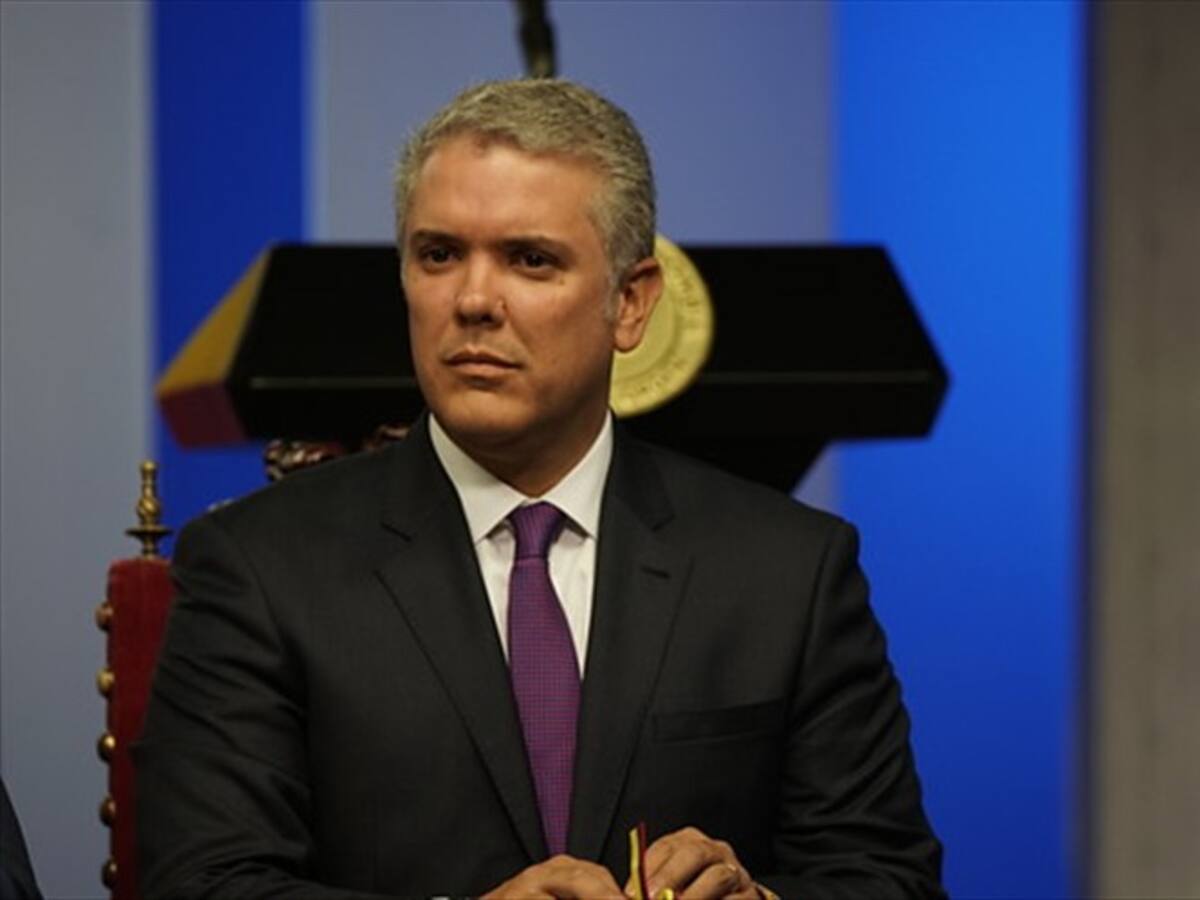 Lucha contra las drogas es decisión de Colombia, no es por presiones externas: Duque