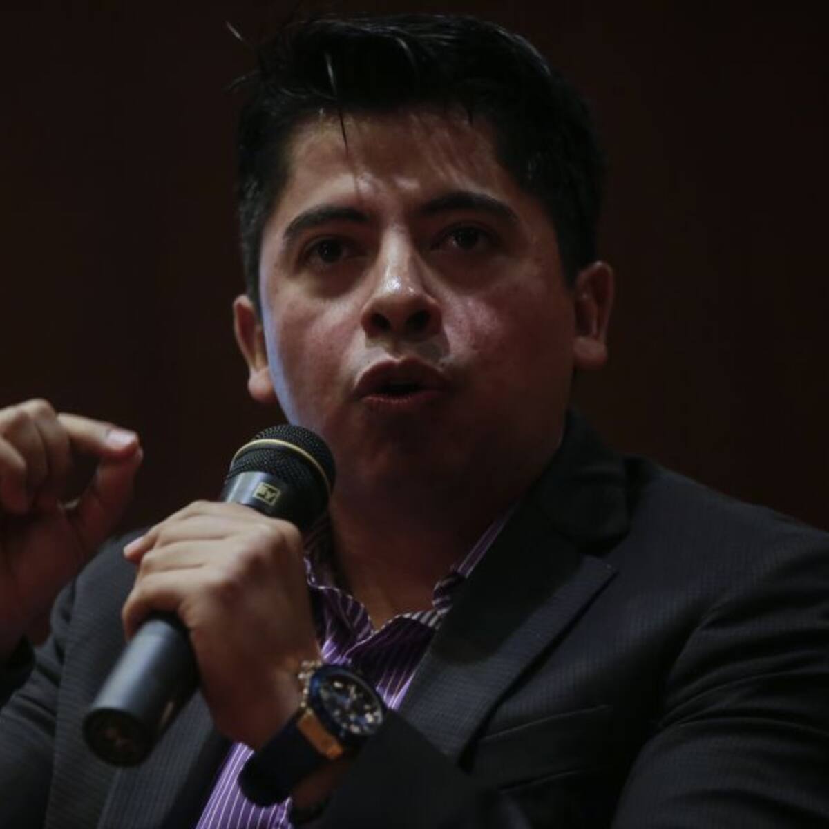 Ariel Ávila cuestiona las compras en Casa de Nariño: no es el cambio que prometimos