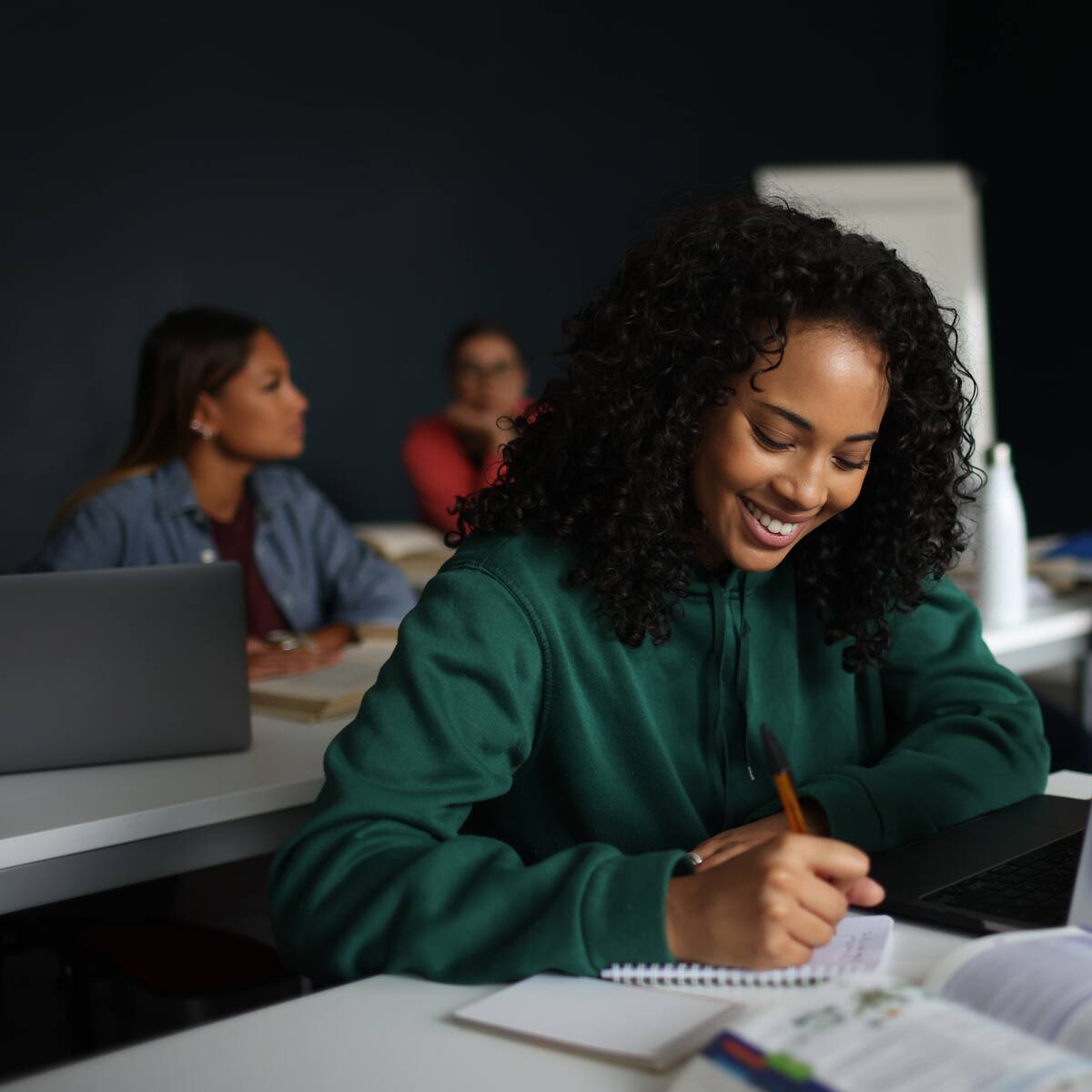 Aplique: Importante grupo educativo lanzó becas en el exterior para estudiantes entre 13 y 18 años