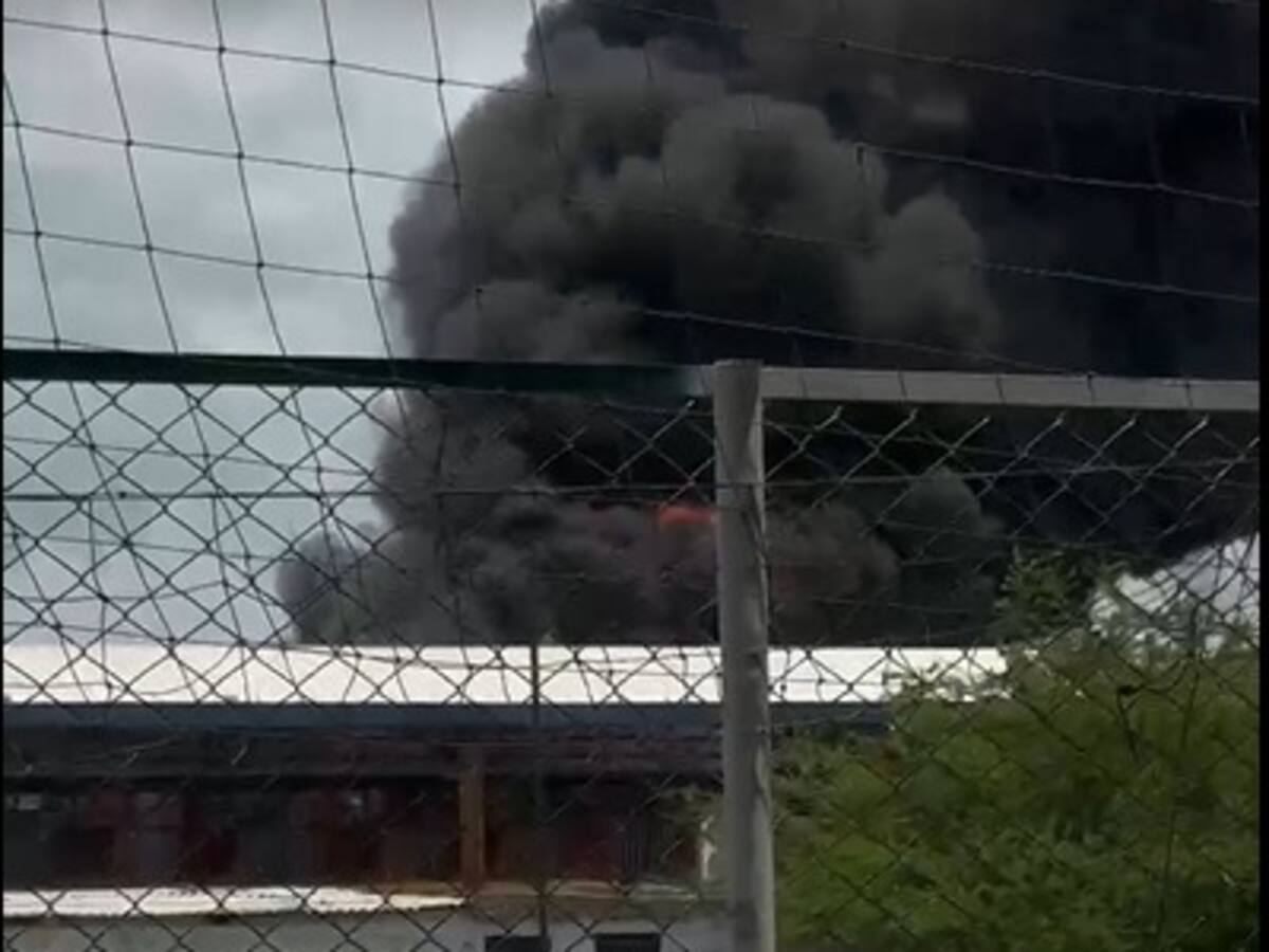 Incendio en establecimiento comercial dejó siete personas heridas en Los Patios, Norte de Santander