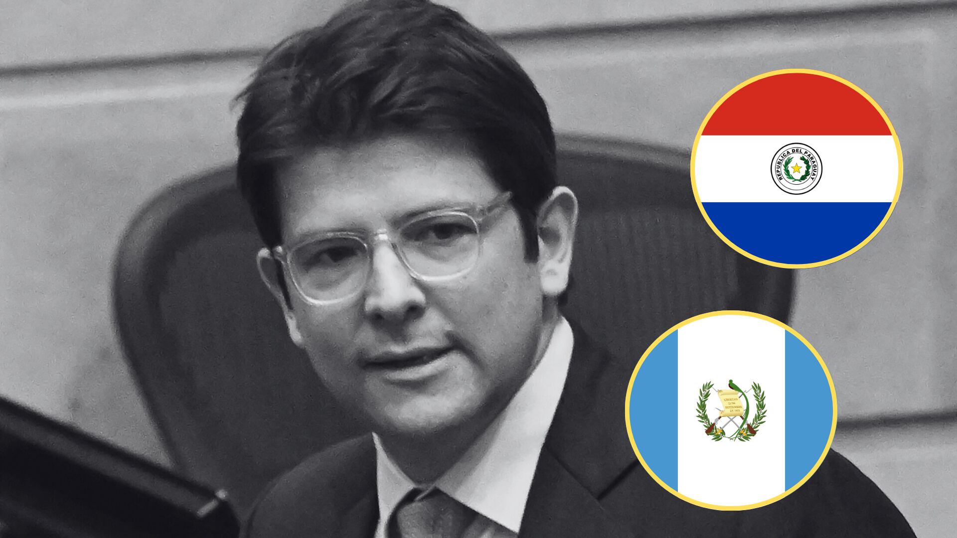 Senador y precandidato presidencial Miguel Uribe Turbay, bandera de Paraguay y bandera de Guatemala. Foto: RAUL ARBOLEDA/AFP via Getty Images