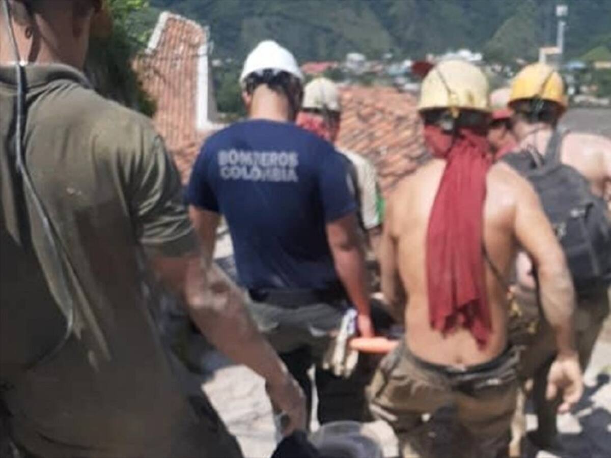 Rescatan a trabajadores que resultaron heridos en una bocamina de Marmato, Caldas