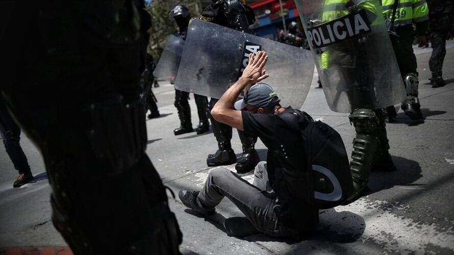Recomendaciones de la Defensoría para evitar abuso policial. Foto: Colprensa - Sergio Acero