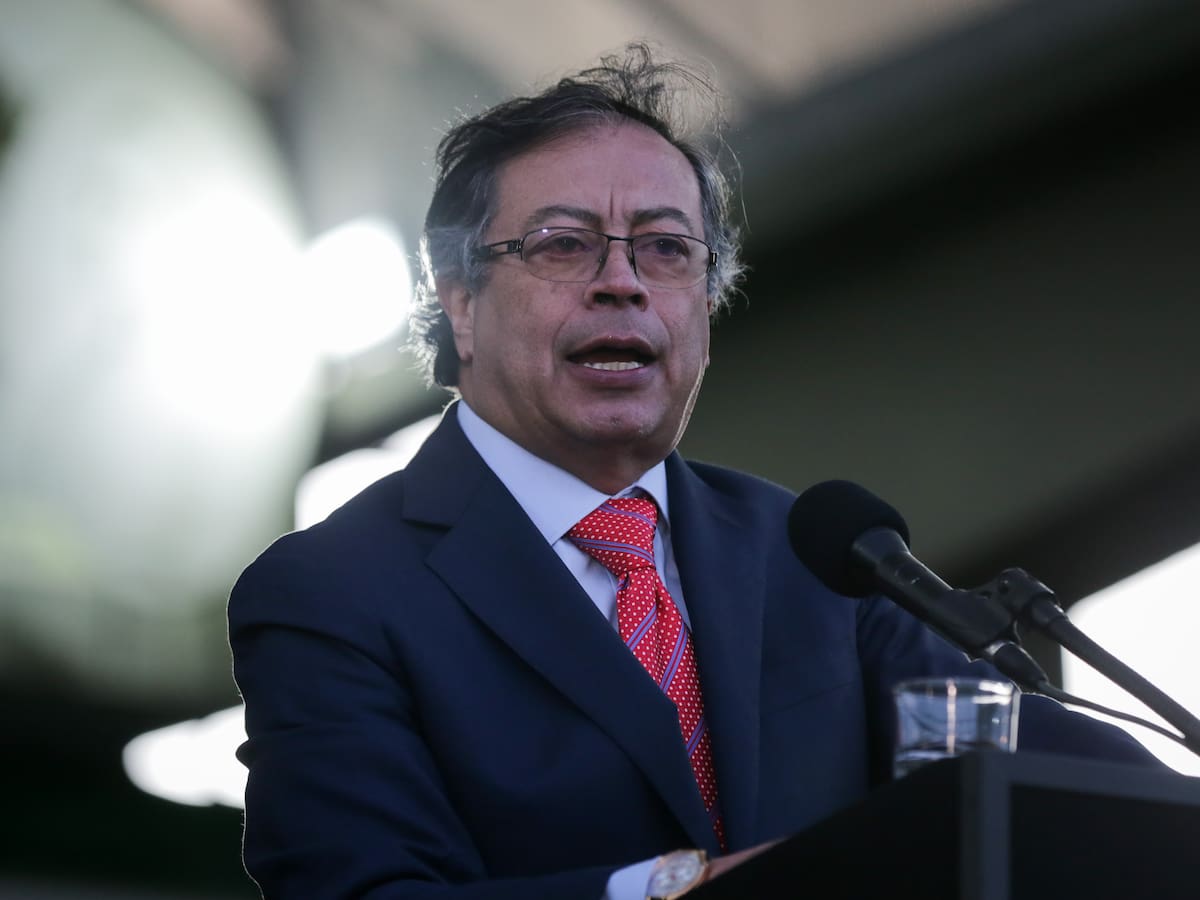 Ya no hay soldados retenidos: presidente Gustavo Petro