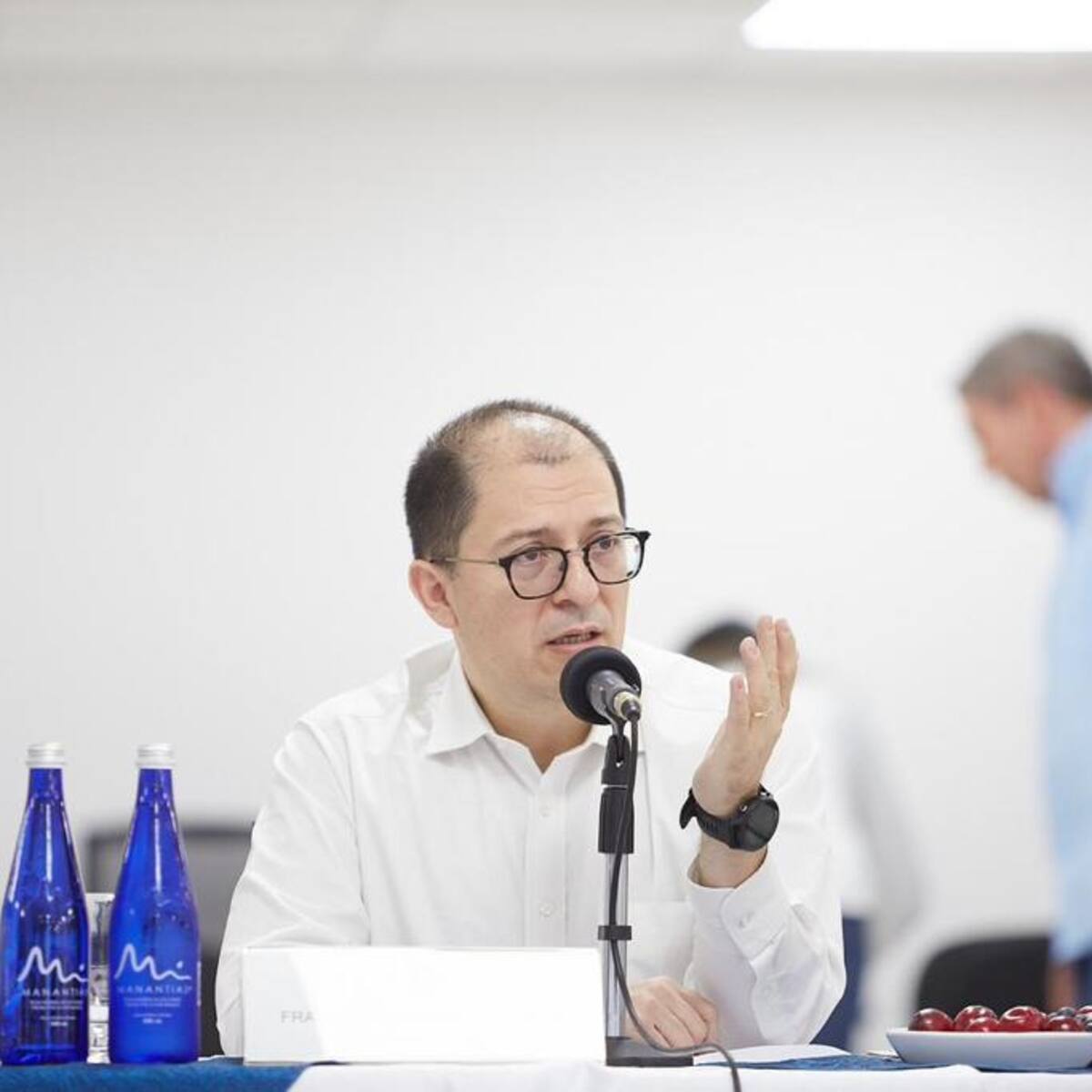 “Hay que respetar las autonomías departamentales y municipales”: fiscal Barbosa