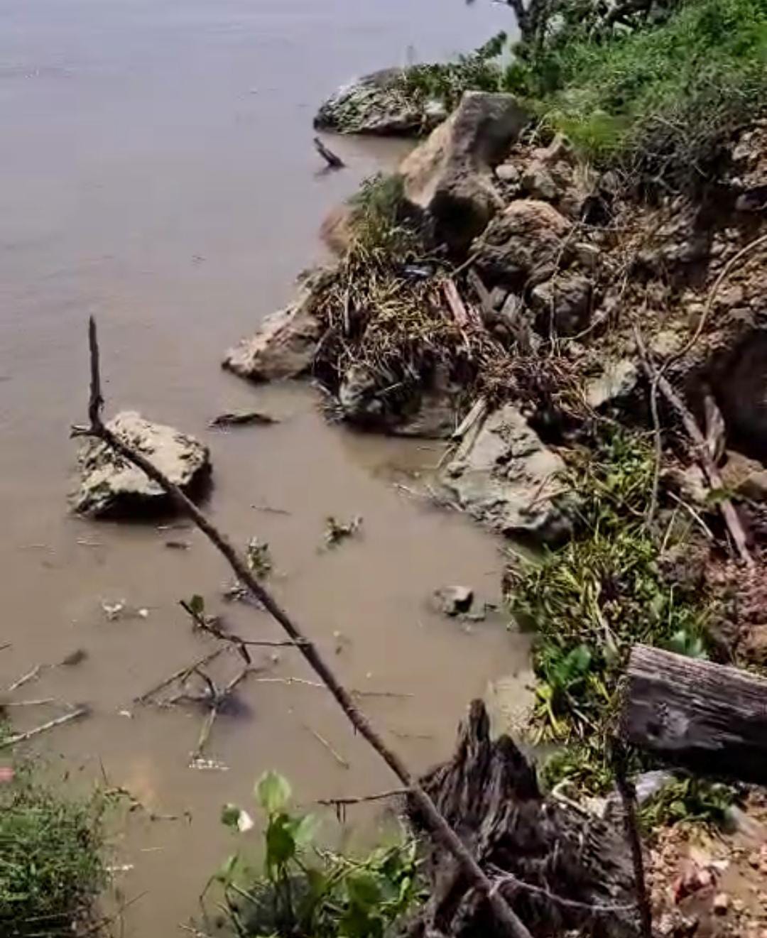 Analizan colapso parcial de tajamar en zona portuaria de Barranquilla. Foto: Cortesía