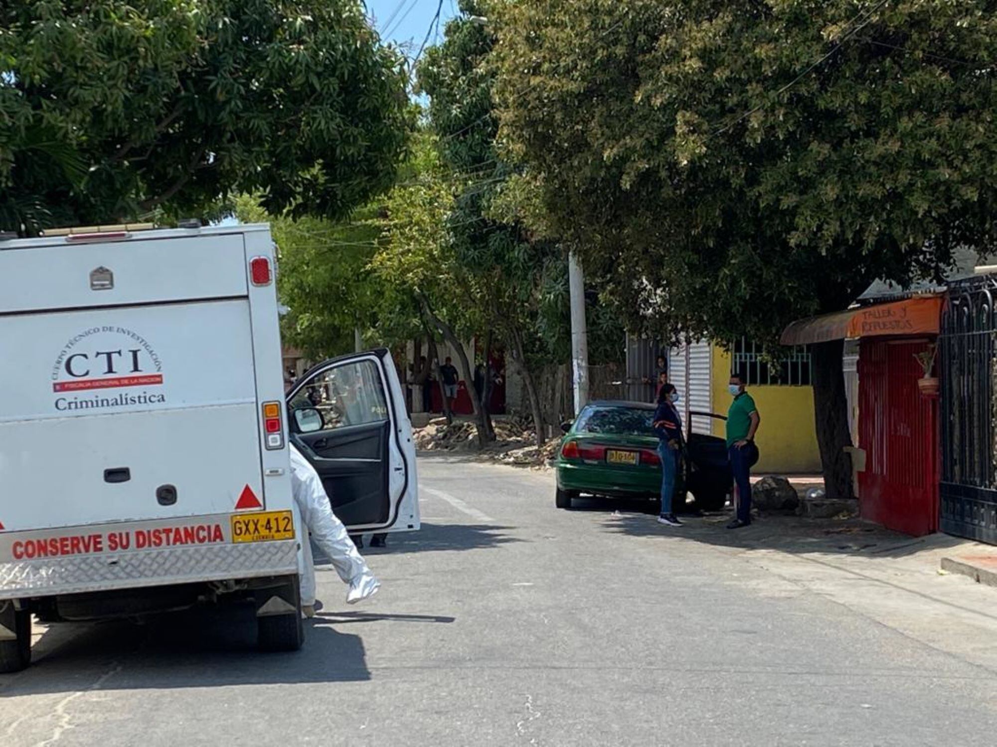 Las víctimas se transportaban en un vehículo color verde/ Richar Olguín